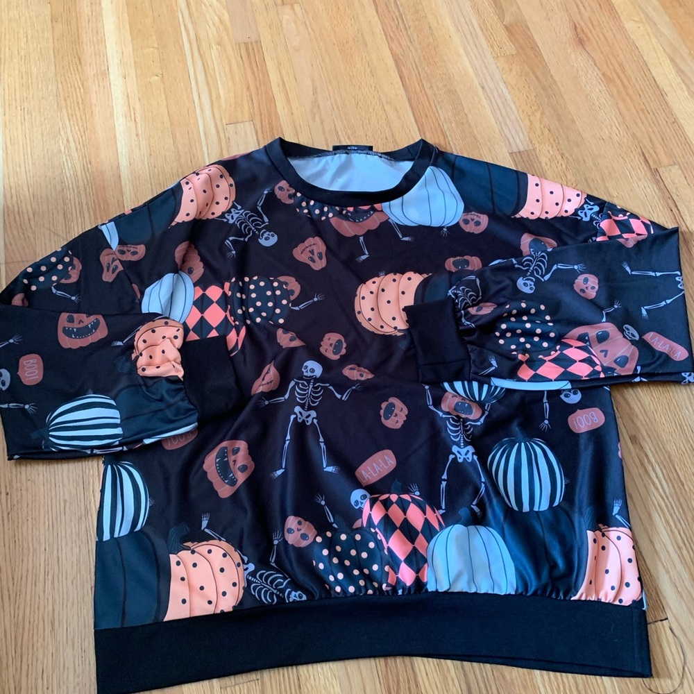 Women’s Loveu Dear Halloween long sleeve top
